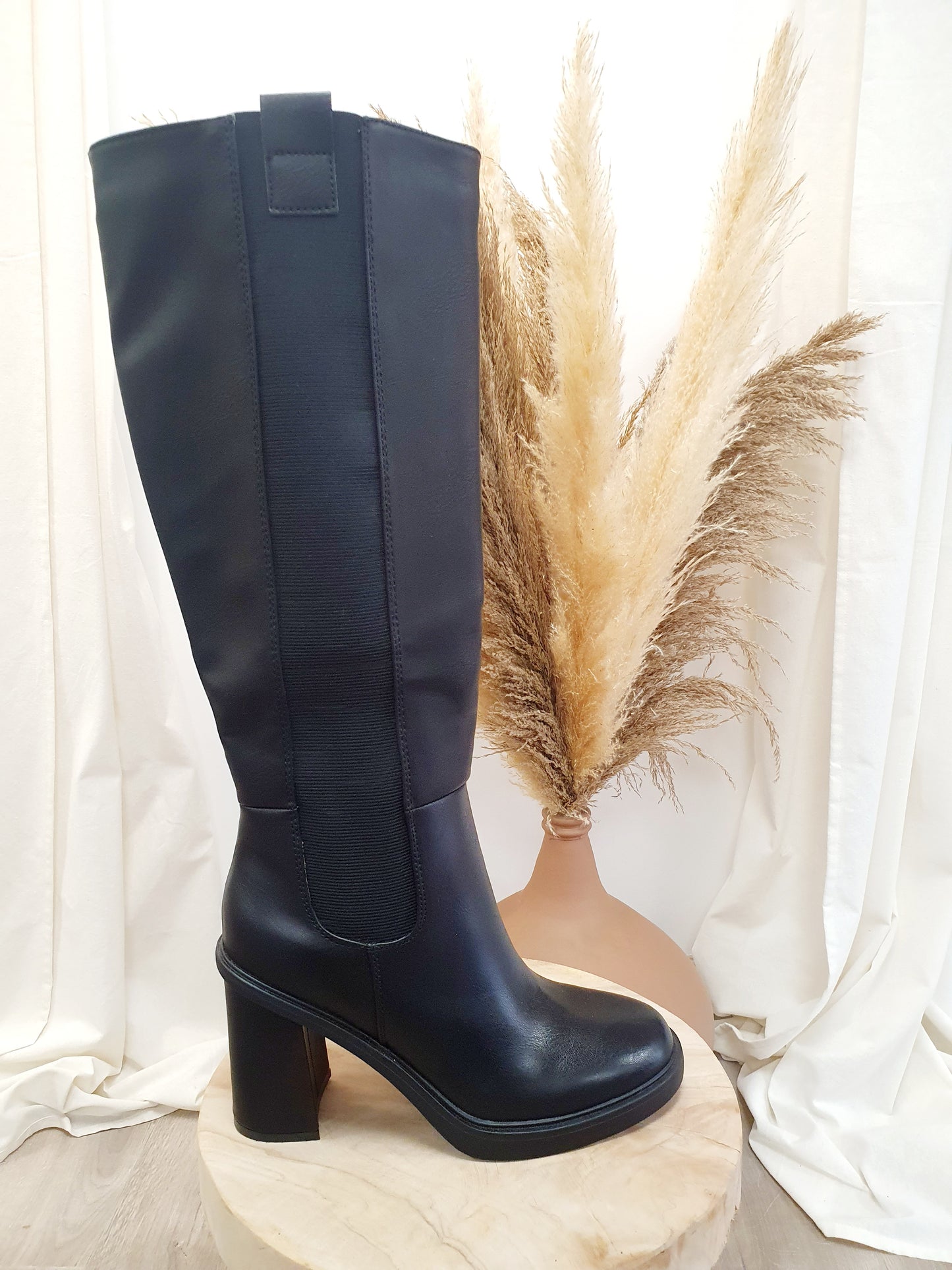 Riding boots