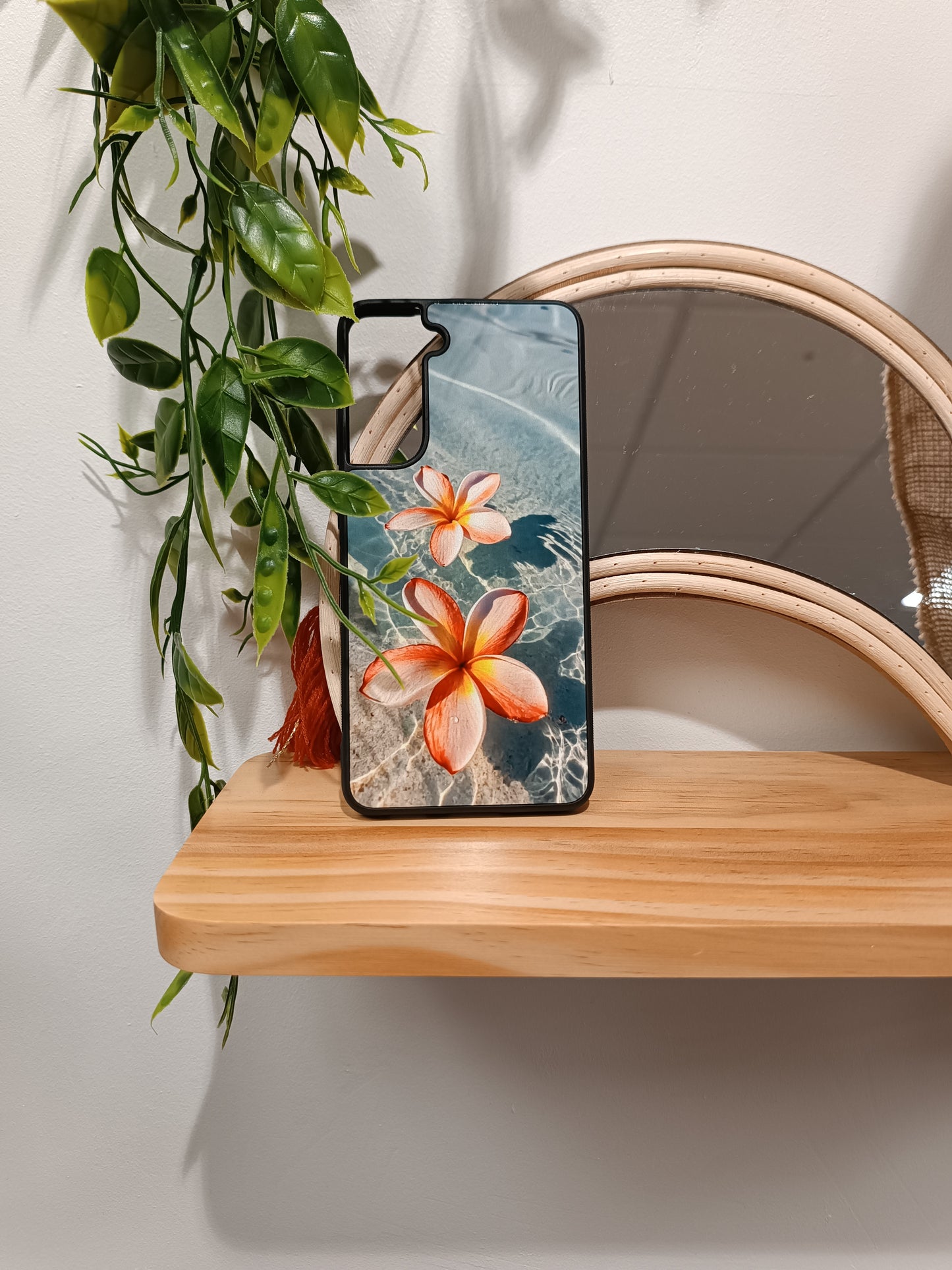 Customizable IPHONE - black outline